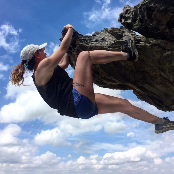 Meet your Posher, Macie - Picture 1 of 1